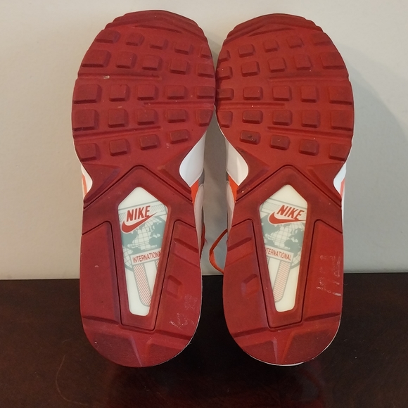 Nike Air Max Ivo White Pink Red Size 9.5 - Picture 5 of 6